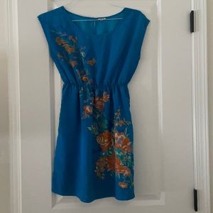 Silky printed dress.